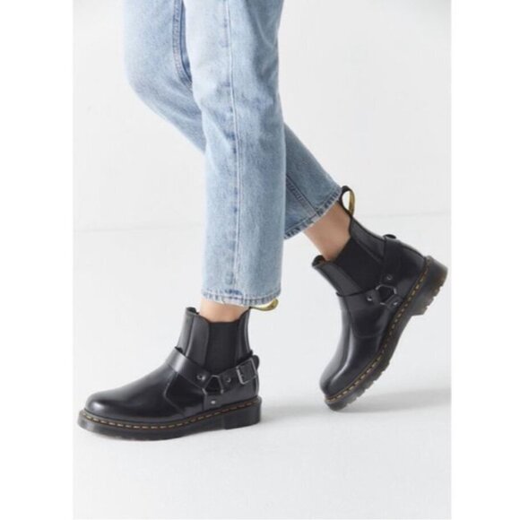 NWOT DR.MARTENS Wincox Smooth Leather Buckle Boots - Picture 5 of 5